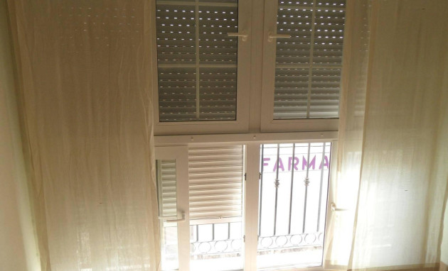 Herverkoop - Apartment - Murcia - Barriomar