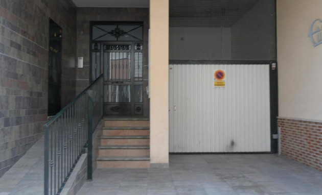 Herverkoop - Apartment - Murcia - Barriomar