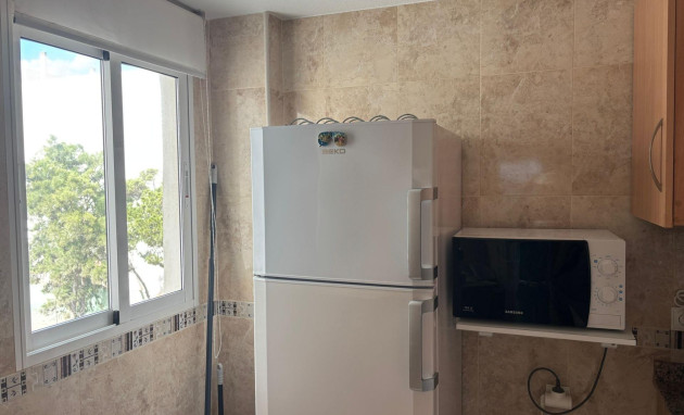 Herverkoop - Apartment - Torrevieja - Playa de los Naufragos