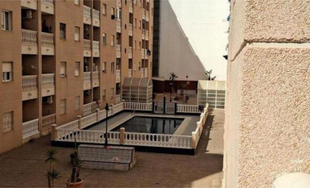 Revente - Apartment - Torrevieja - Estacion de autobuses