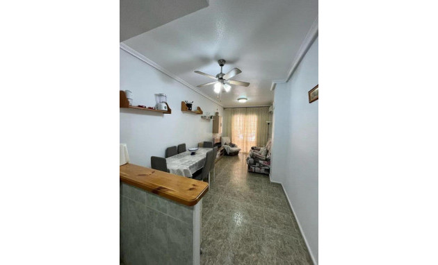 Herverkoop - Apartment - Torrevieja - Estacion de autobuses