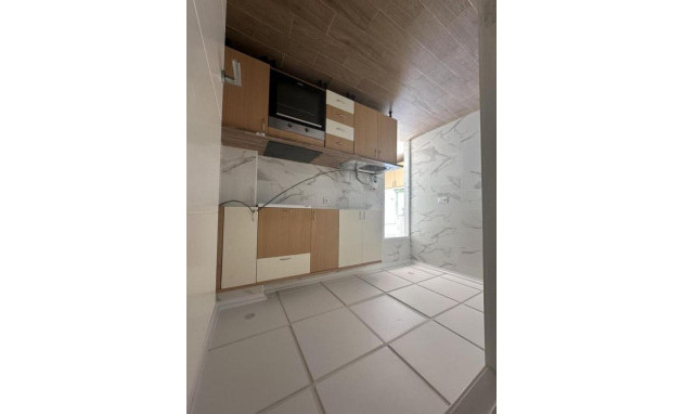 Herverkoop - Apartment - Almoradi - Centro urbano 2