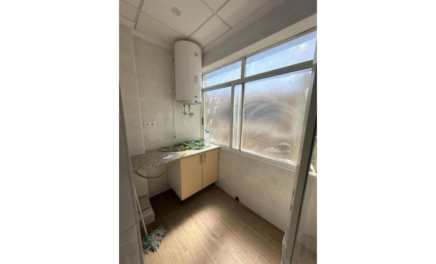 Herverkoop - Apartment - Almoradi - Centro urbano 2