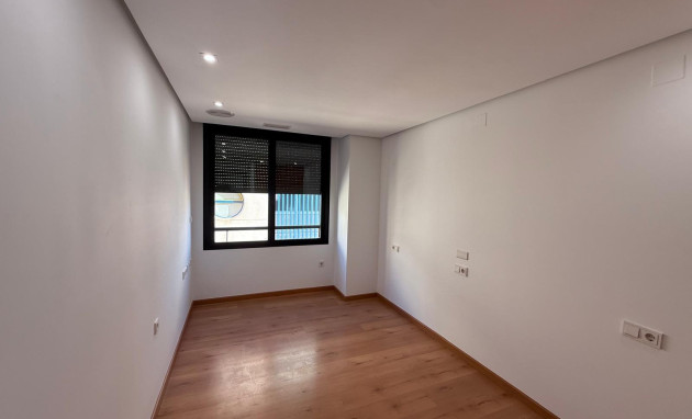 Herverkoop - Apartment - Torrevieja - Puerto Deportivo