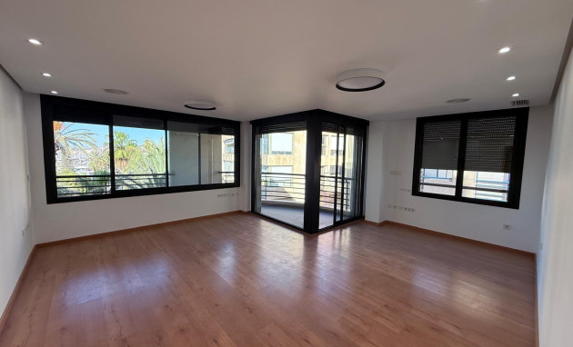 Herverkoop - Apartment - Torrevieja - Puerto Deportivo