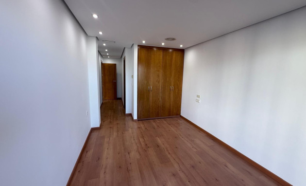 Herverkoop - Apartment - Torrevieja - Puerto Deportivo