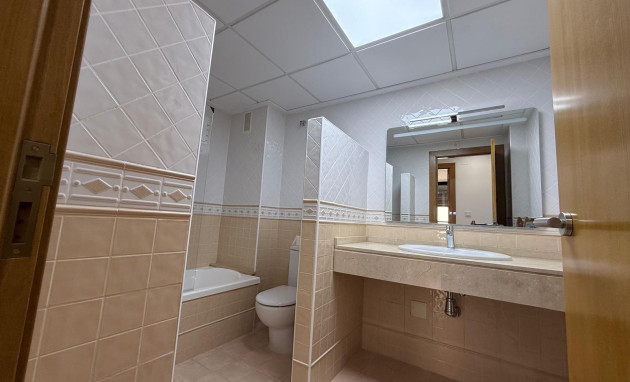 Herverkoop - Apartment - Torrevieja - Puerto Deportivo