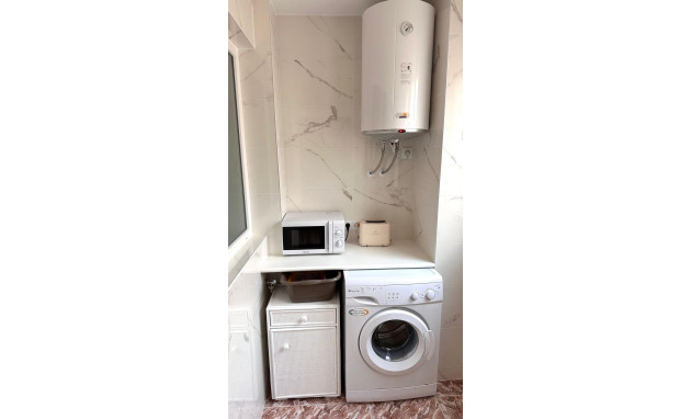 Herverkoop - Apartment - Torrevieja - Playa del cura