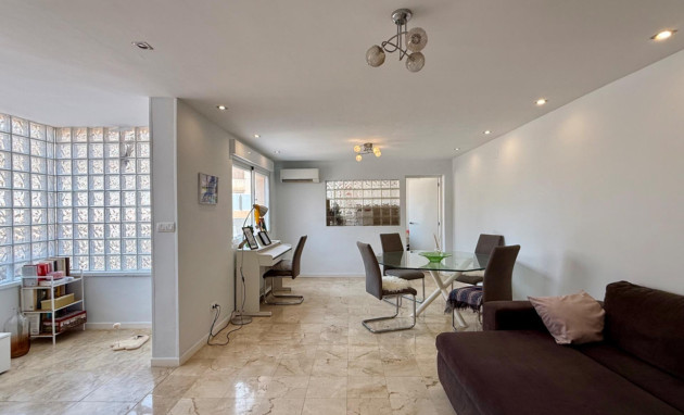 Herverkoop - Villa - Torrevieja - Playa del cura