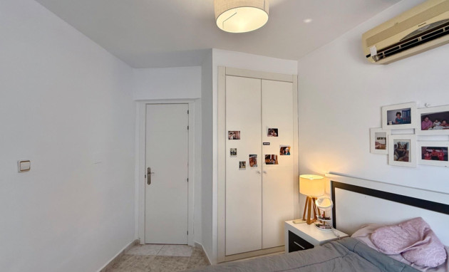 Herverkoop - Villa - Torrevieja - Playa del cura