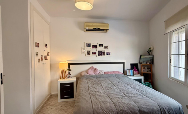 Herverkoop - Villa - Torrevieja - Playa del cura