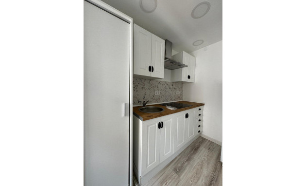 Herverkoop - Apartment - Orihuela - Zona Centro