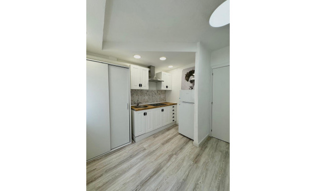 Herverkoop - Apartment - Orihuela - Zona Centro