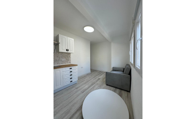 Herverkoop - Apartment - Orihuela - Zona Centro