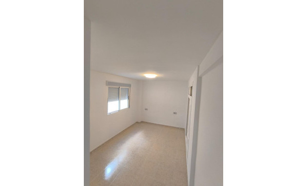 Herverkoop - Apartment - Torrevieja - Playa del cura
