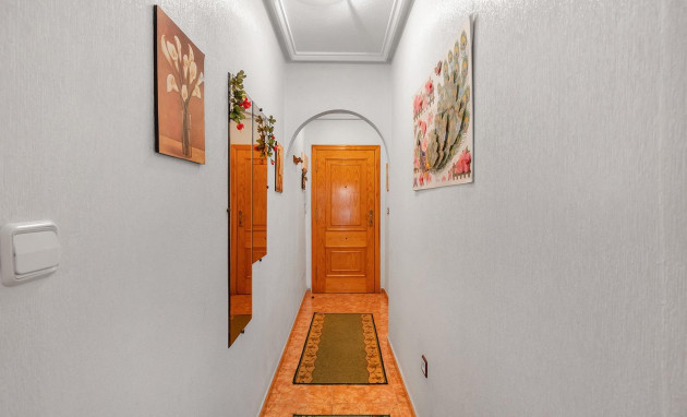 Herverkoop - Apartment - Torrevieja - Estacion de autobuses