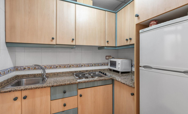 Herverkoop - Apartment - Torrevieja - Estacion de autobuses