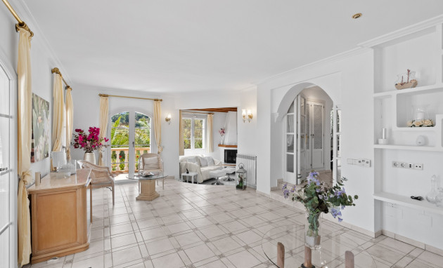 Herverkoop - Vila - Port d'Andratx - Andratx