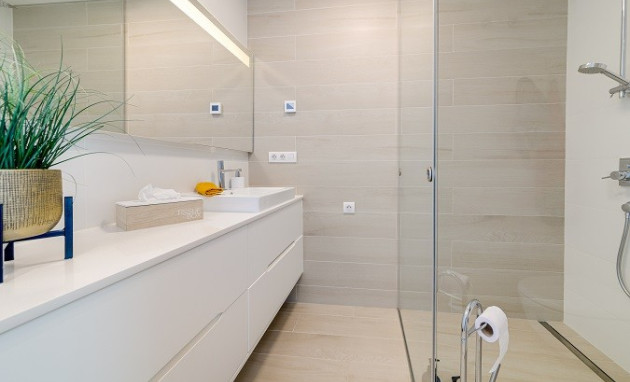 Resale - Apartment - Las Colinas Golf Resort