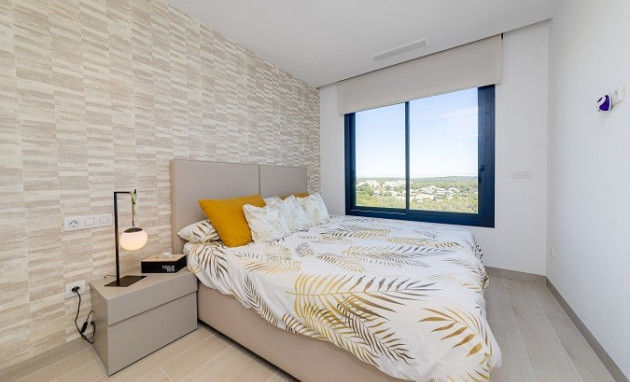 Resale - Apartment - Las Colinas Golf Resort