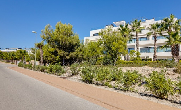 Resale - Apartment - Las Colinas Golf Resort
