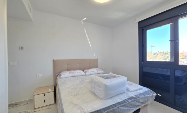 Herverkoop - Apartment / Flat * - Orihuela Costa - Los Altos *