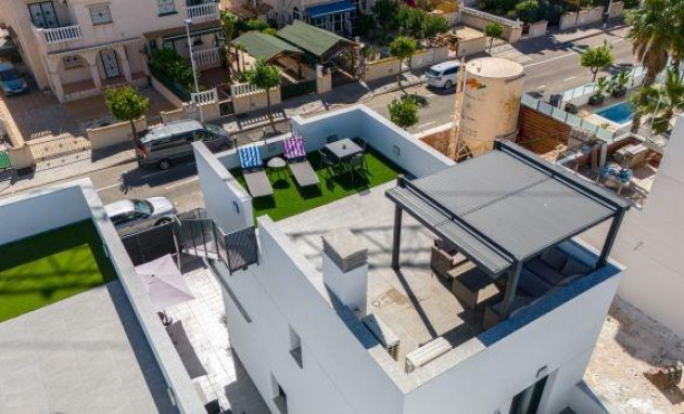 Herverkoop - Villa - Torrevieja - El limonar