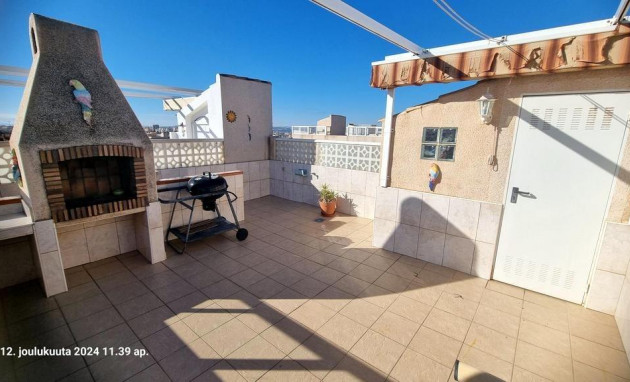 Herverkoop - Bungalow - Gelijkvloers - Torrevieja - La Mata