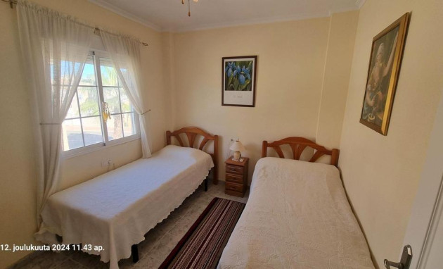 Herverkoop - Bungalow - Gelijkvloers - Torrevieja - La Mata