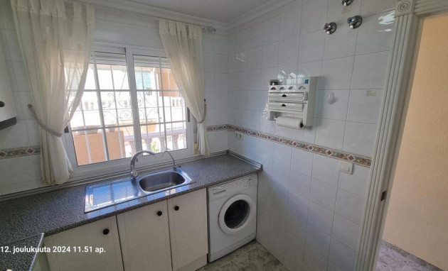 Herverkoop - Bungalow - Gelijkvloers - Torrevieja - La Mata