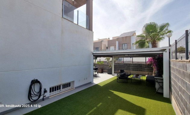 Herverkoop - Bungalow - Torrevieja - Aguas Nuevas