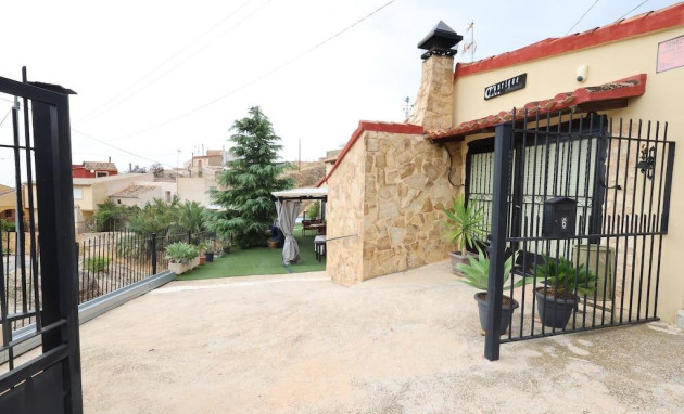 Herverkoop - House - Fortuna - La garapacha