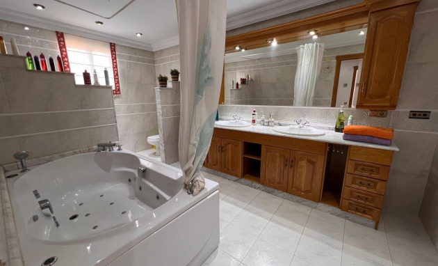 Revente - Villa - Callosa de Segura - Comunidad valenciana