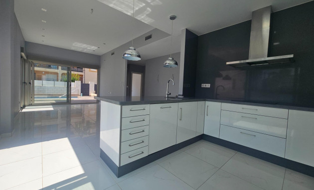 Herverkoop - Villa - Orihuela - La Matanza