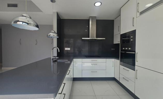 Herverkoop - Villa - Orihuela - La Matanza