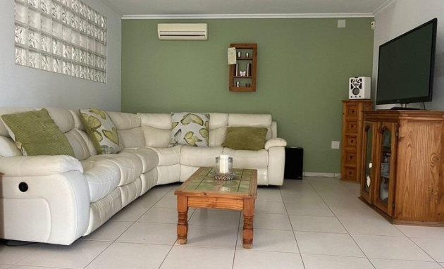 Herverkoop - Country Property - Albatera - Pueblo 11