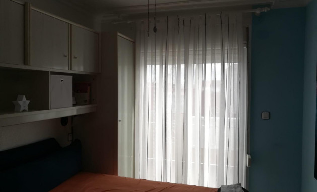 Herverkoop - Bungalow - Gelijkvloers - Torrevieja - La Siesta - El Salado - Torreta