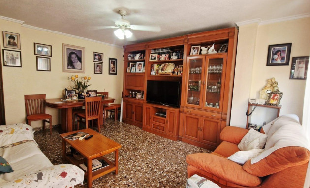 Herverkoop - Apartment - Almoradi - Centro urbano 2