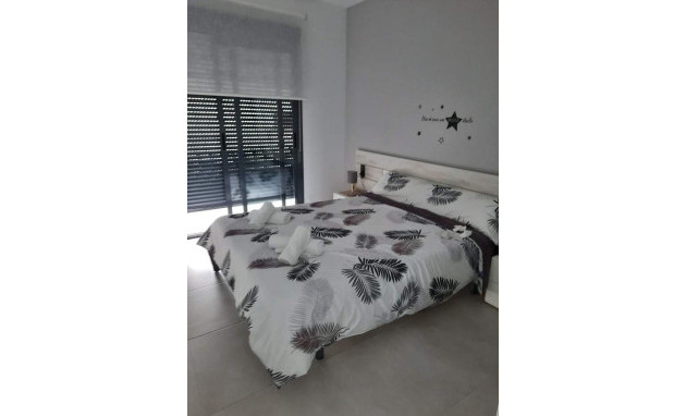 Revente - Bungalow - Rez-de-chaussée - Guardamar del Segura - EL RASO