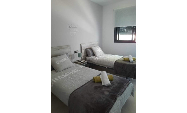 Revente - Bungalow - Rez-de-chaussée - Guardamar del Segura - EL RASO