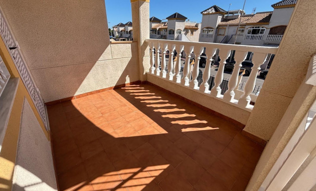 Herverkoop - Bungalow - Gelijkvloers - Torrevieja - Parque las naciones