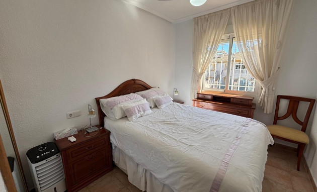 Herverkoop - Bungalow - Gelijkvloers - Torrevieja - Parque las naciones