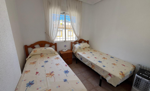 Herverkoop - Bungalow - Gelijkvloers - Torrevieja - Parque las naciones