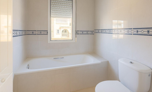 Herverkoop - Terraced house - Orihuela Costa - La Zenia