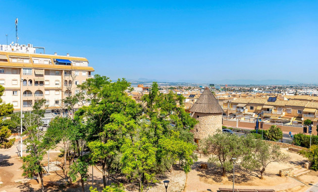 Herverkoop - Apartment - Torrevieja - Centro