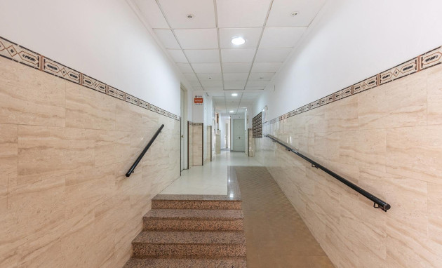 Revente - Apartment - Torrevieja - Centro