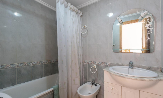 Revente - Apartment - Torrevieja - Centro