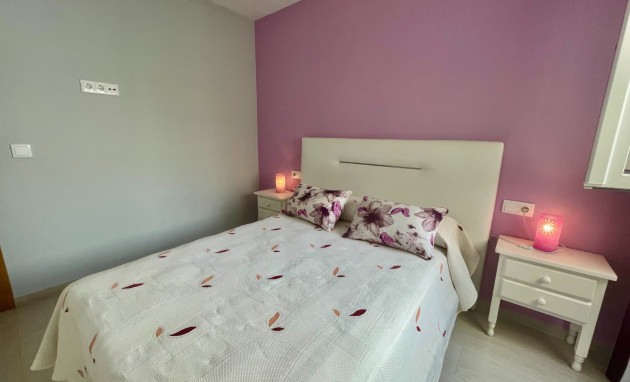 Herverkoop - Apartment - Torrevieja - Playa del Cura