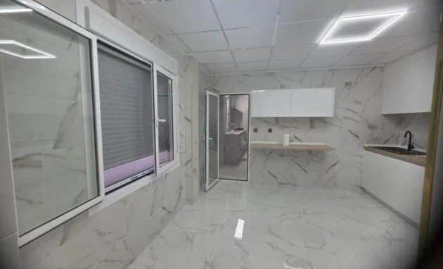 Herverkoop - Apartment - Almoradi - Centro urbano 2