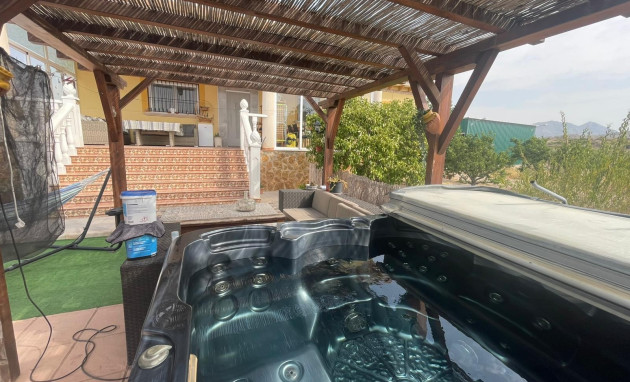 Herverkoop - 5. Finca / Country Property - Abanilla